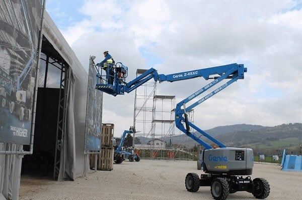 Công ty cho thuê xe nâng người uy tín Hải Phòng